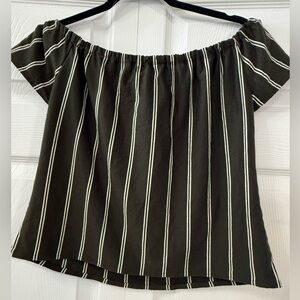 Passport-Striped short sleeve blouse